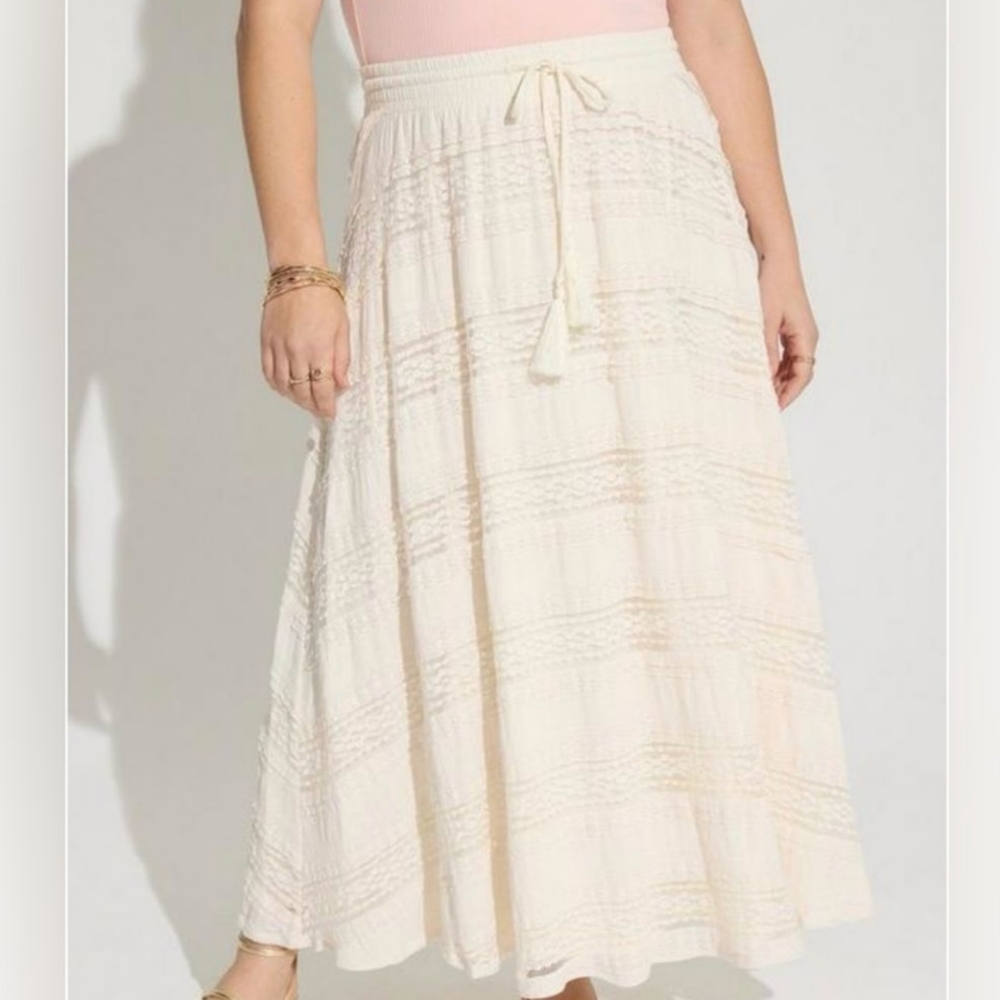 Torrid Maxi Lace A-Line Skirt fully lined